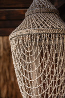 Lustre suspension en coquillages Bali