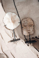 Masque en pierre de Sumba sur socle
