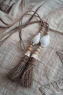 Grande suspension balinaise en coquillage et corde