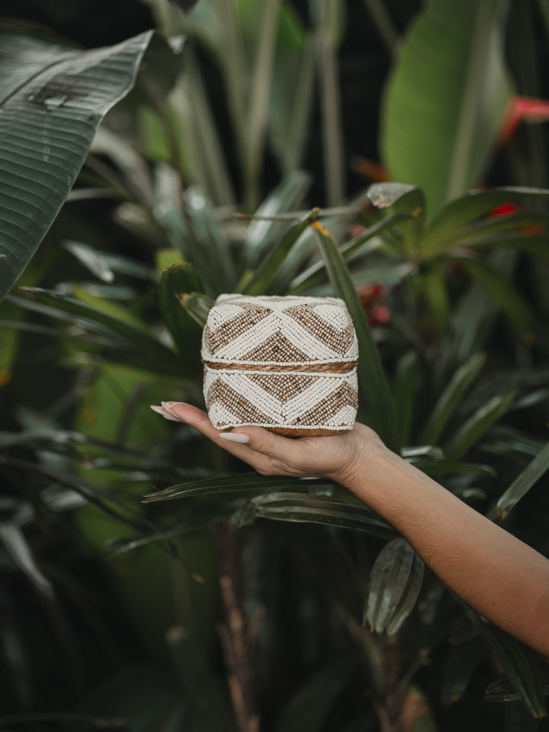 Boite à offrandes de Bali à motif ethnique Alam