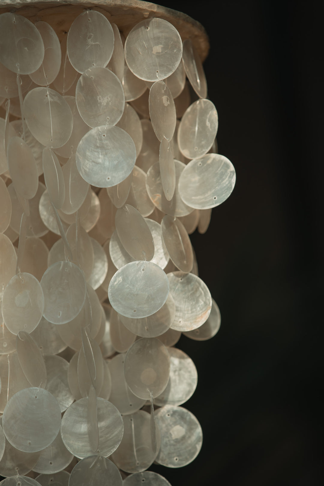 Boho chic mother-of-pearl suspension