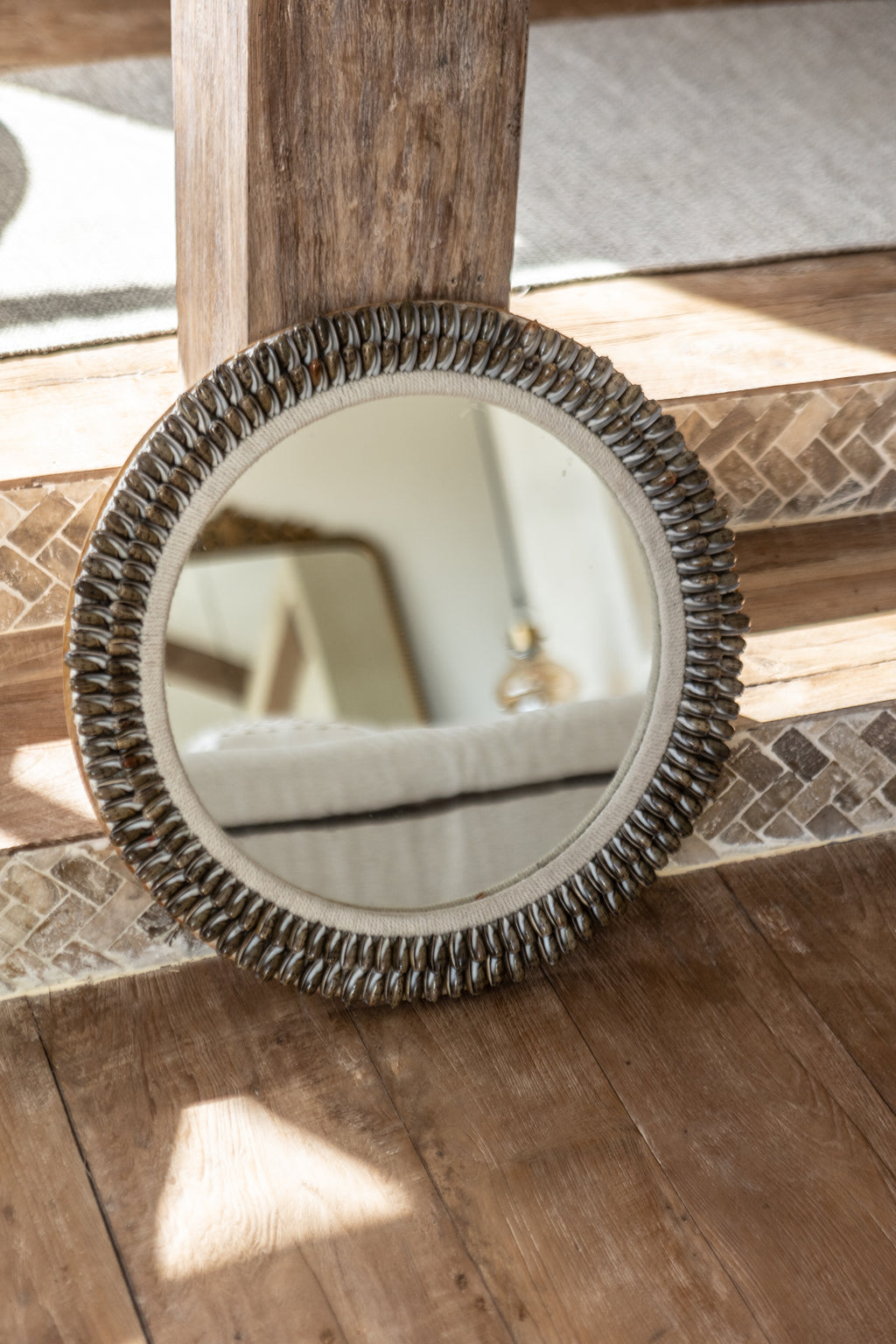Large mirror with shell