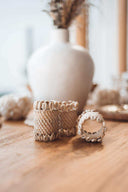 Rond de serviette en rotin et coquillages