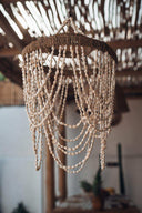 Petite suspension luminaire balinais en coquillages
