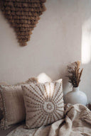 Housse de coussin en lin et coquillages Indah