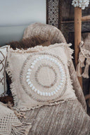 Housse de coussin Gili en coton et coquillages
