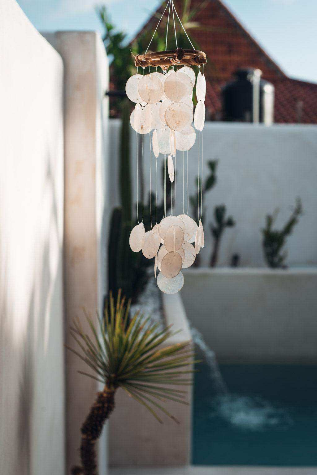 Pendentif Carillon éolien 60 Disques De Nacre Ronds Blancs - 2 Trous - Pour Bricolage, Décoration, Carillons éoliens Disques Nacre Ronds Blancs Pendentif Carillon éolien 60 Disques De Nacre Ronds Blancs - 2 Trous - Pour Bricolage, Décoration, Carillons éoliens Disques Nacre Ronds Blancs